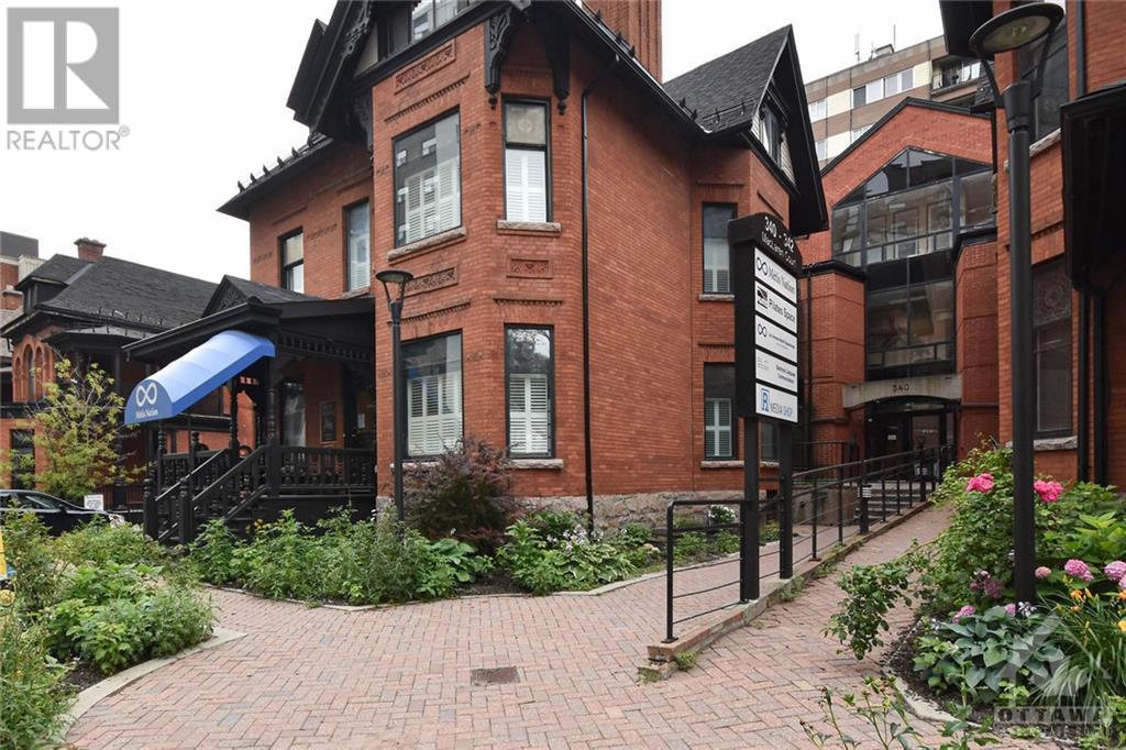 340/342 Maclaren Street Unit#301, Ottawa, Ontario  K2P 0M2 - Photo 2 - 1253213