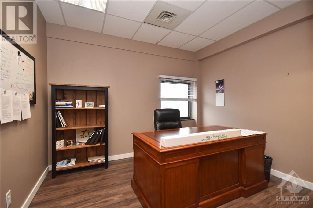 340/342 Maclaren Street Unit#301, Ottawa, Ontario  K2P 0M2 - Photo 20 - 1253213