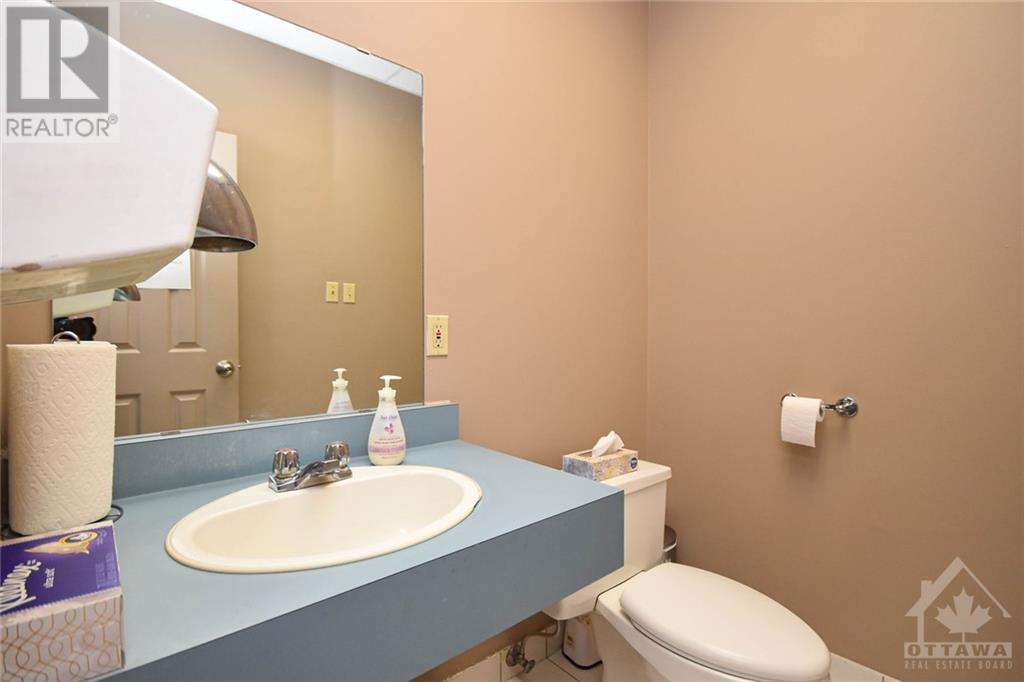 340/342 Maclaren Street Unit#301, Ottawa, Ontario  K2P 0M2 - Photo 22 - 1253213