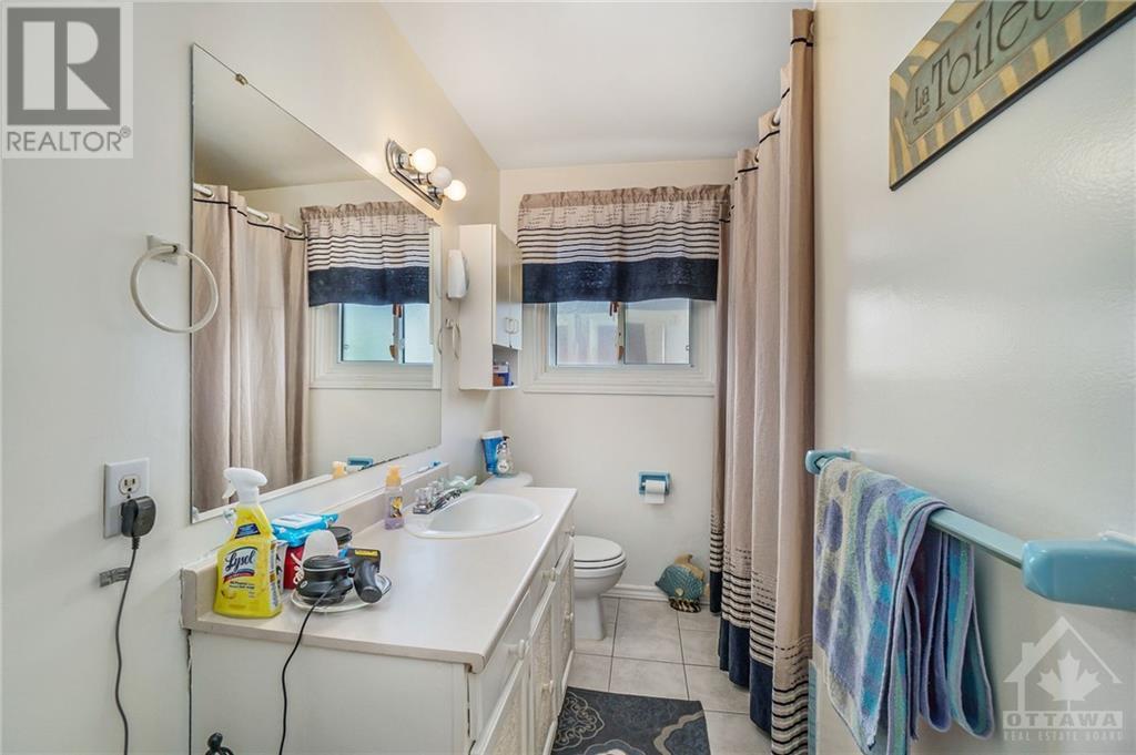 1694 Russell Road, Ottawa, Ontario  K1G 0M9 - Photo 4 - 1253291