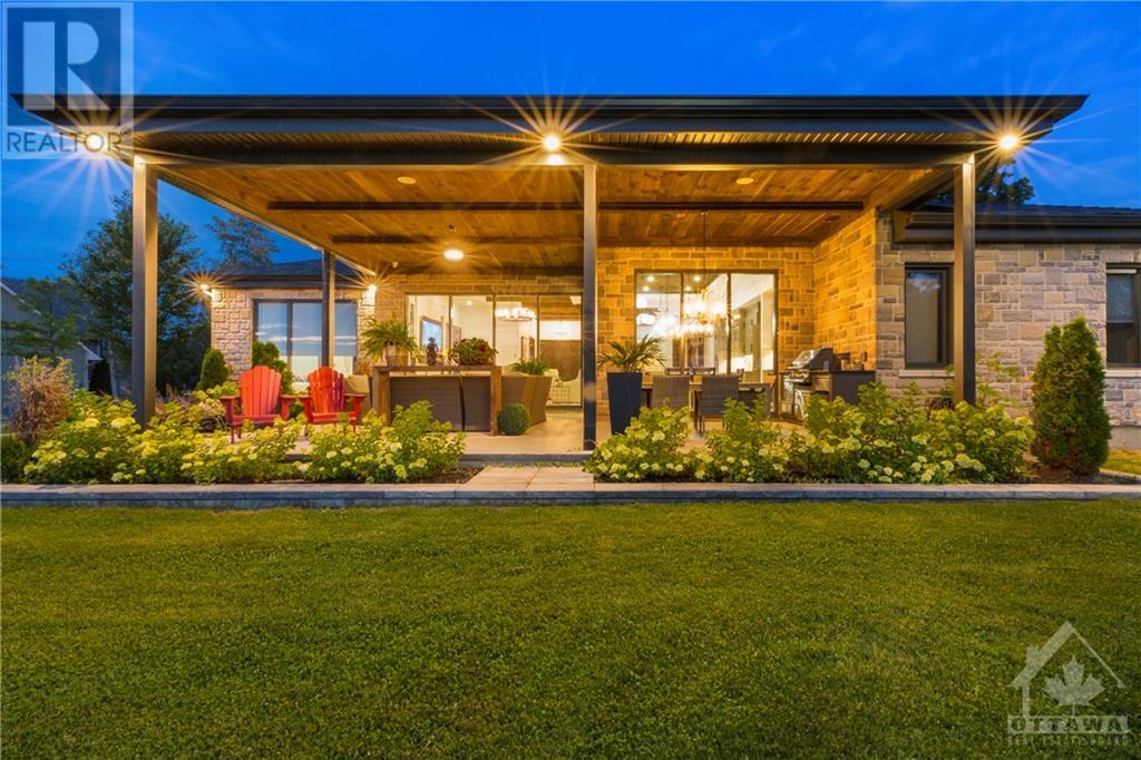 153 Adrien Street, Rockland, Ontario  K4K 1K7 - Photo 3 - 1253523