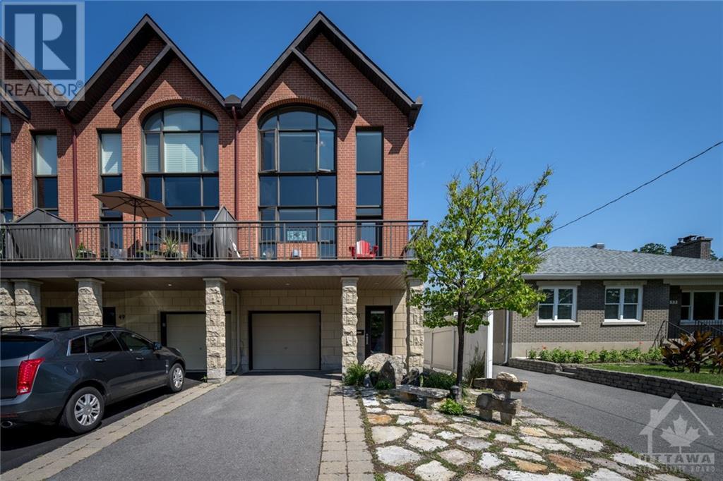 51 DROUIN AVENUE, ottawa, Ontario
