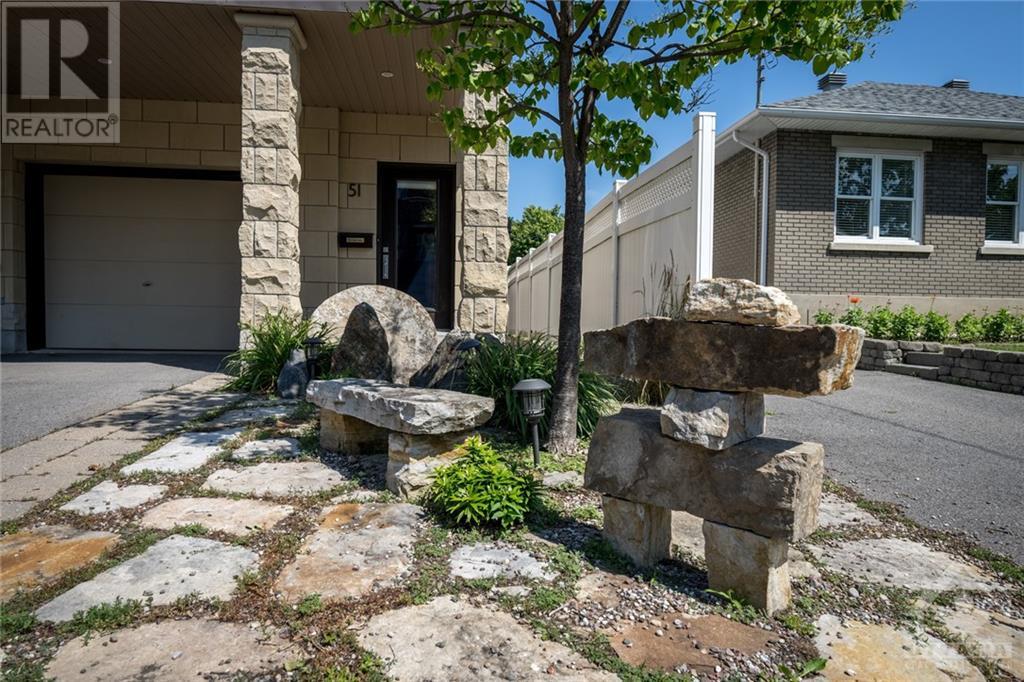 51 Drouin Avenue, Ottawa, Ontario  K1K 2A6 - Photo 2 - 1253463