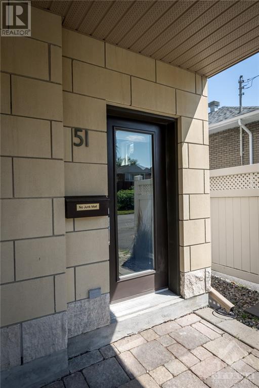 51 Drouin Avenue, Ottawa, Ontario  K1K 2A6 - Photo 3 - 1253463