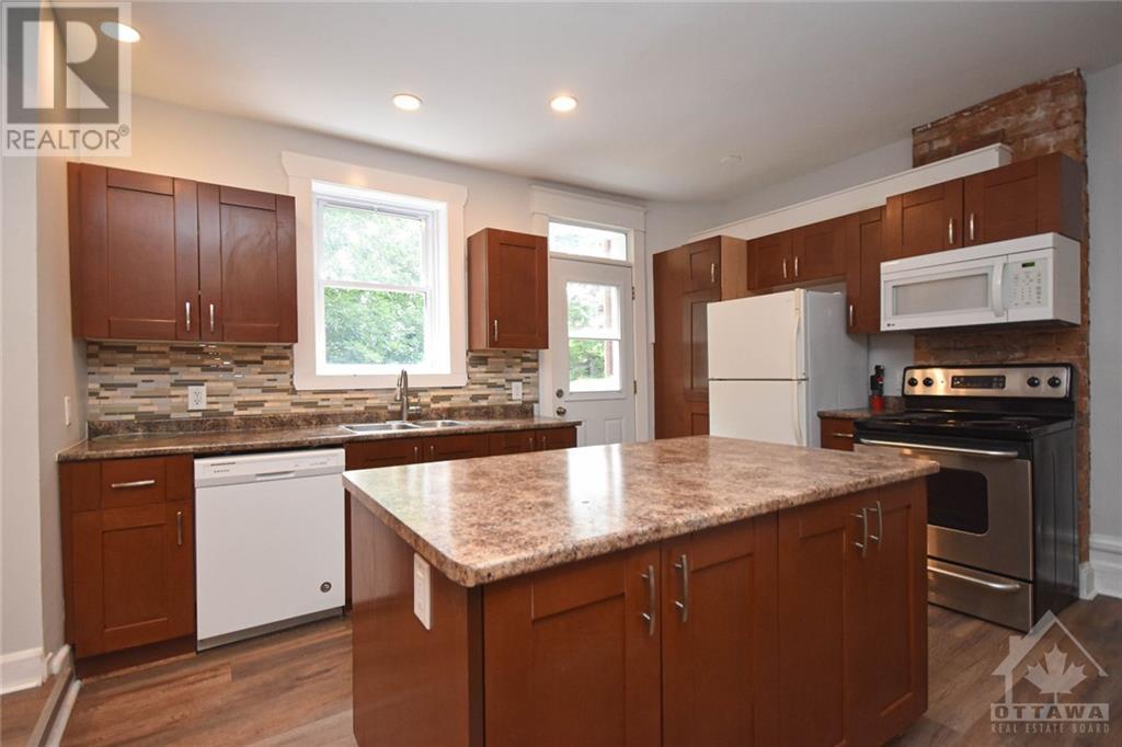 99 Concord Street N, Ottawa, Ontario  K1S 0Y7 - Photo 11 - 1255225