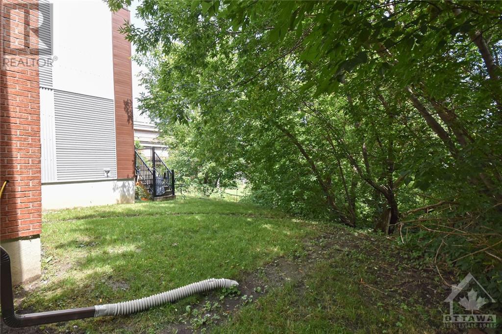 99 Concord Street N, Ottawa, Ontario  K1S 0Y7 - Photo 28 - 1255225