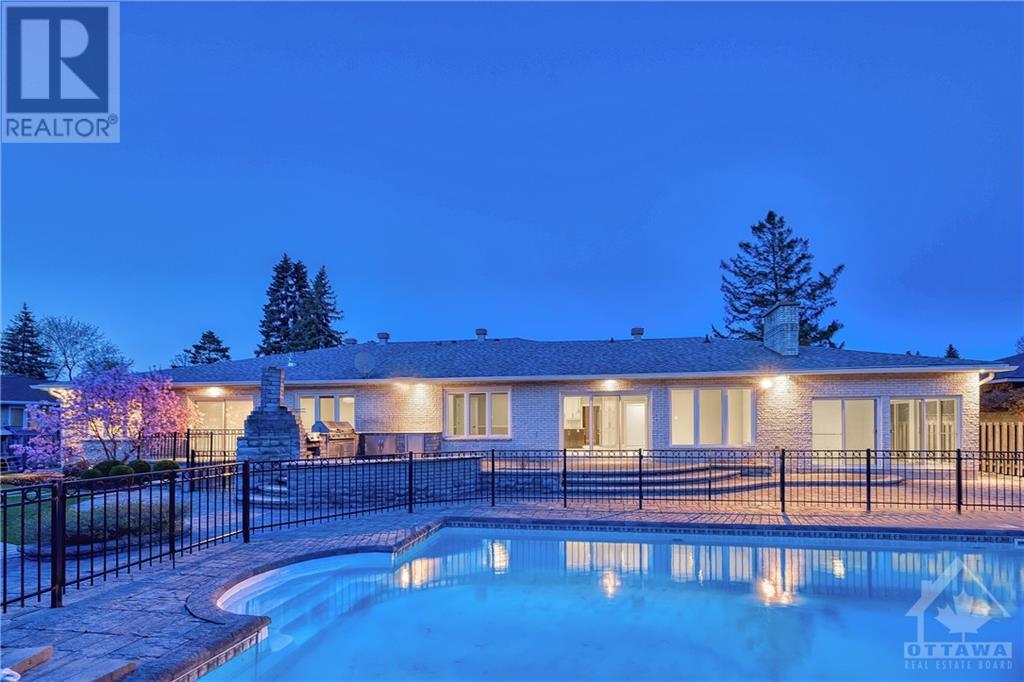 1890 Broadmoor Avenue, Ottawa, Ontario  K1H 5B4 - Photo 2 - 1253949