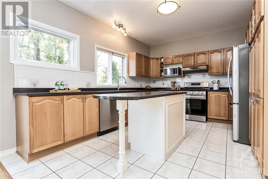 895 Scott Dupuis Way, Orleans, Ontario  K1C 7M7 - Photo 7 - 1254014