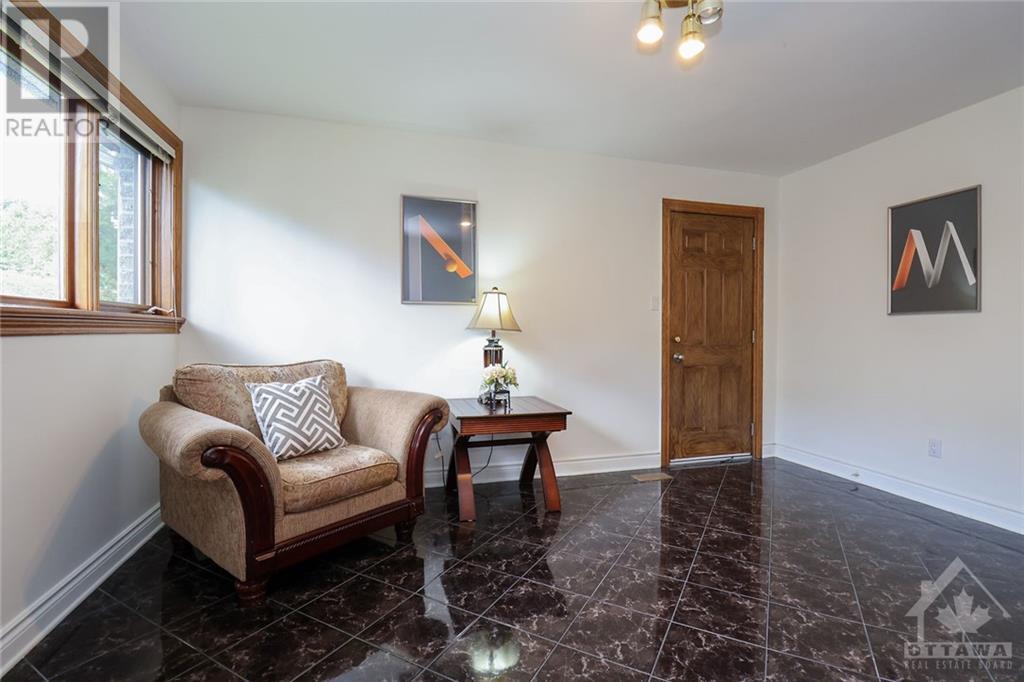 1386 Lexington Street, Nepean, Ontario  K2C 1R9 - Photo 12 - 1251356