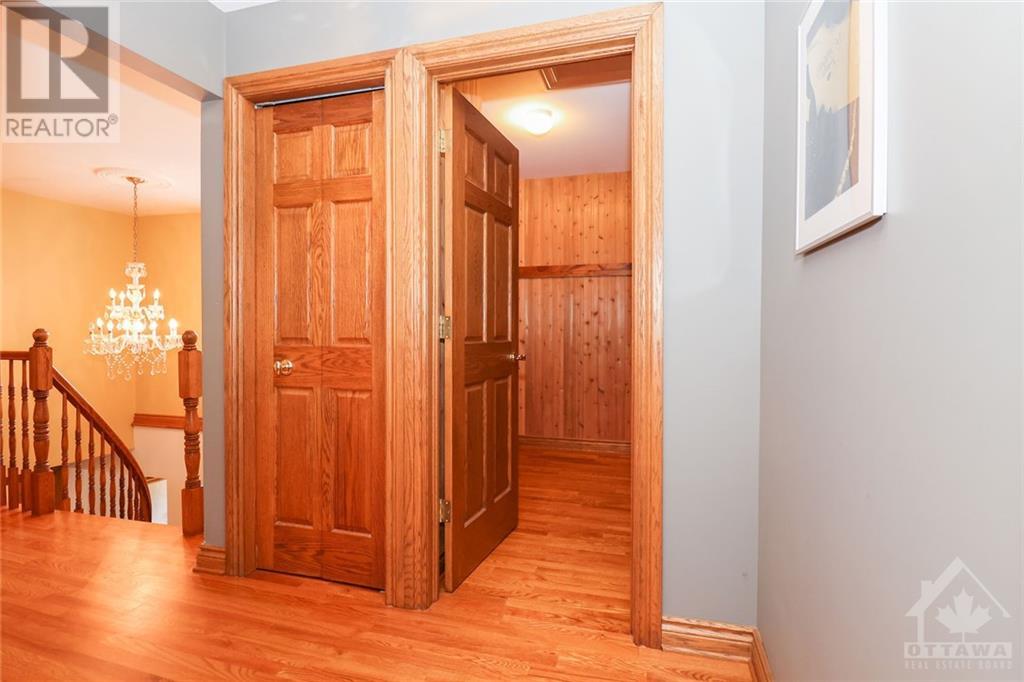 1386 Lexington Street, Nepean, Ontario  K2C 1R9 - Photo 19 - 1251356