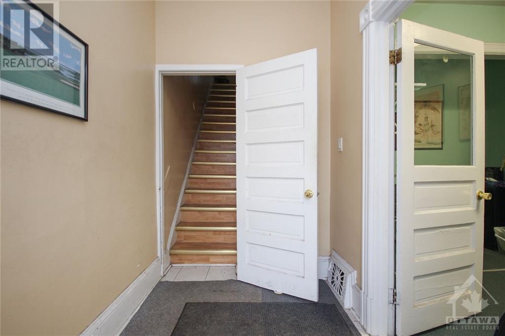 453 Catherine Street Unit#451 & 453, Ottawa, Ontario  K1R 5T7 - Photo 2 - 1255412