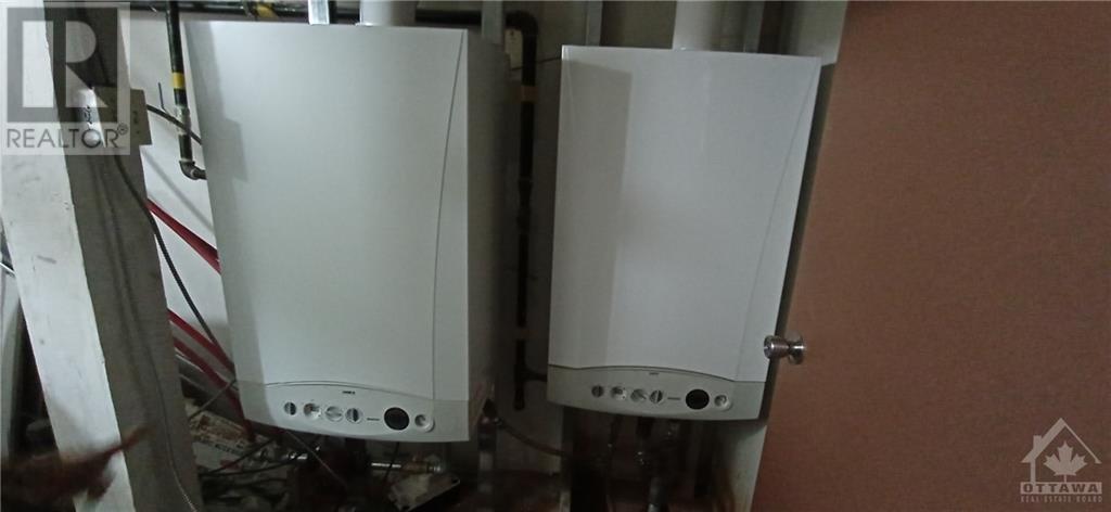 16 Gore Street E, Perth, Ontario  K7H 1H5 - Photo 11 - 1255642