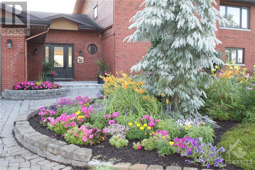 2499 8th Line Road, Ottawa, Ontario  K0A 2P0 - Photo 2 - 1253189