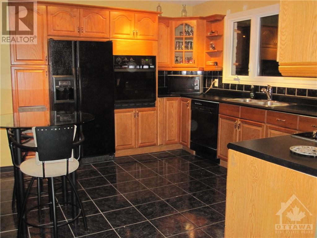 110 Glynn Avenue, Ottawa, Ontario  K1K 1S8 - Photo 5 - 1255728