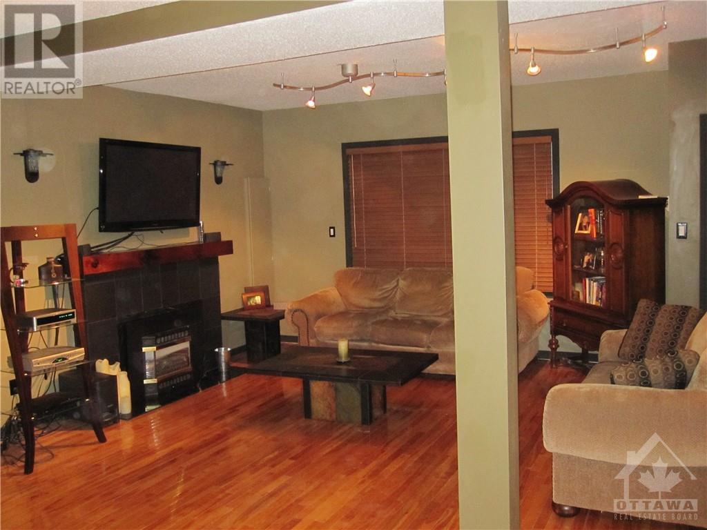 110 Glynn Avenue, Ottawa, Ontario  K1K 1S8 - Photo 6 - 1255728