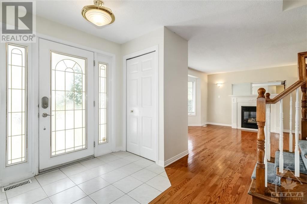 13 Starwood Road, Ottawa, Ontario  K2G 1Y7 - Photo 2 - 1256018