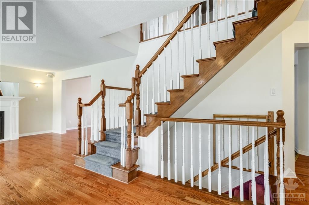13 Starwood Road, Ottawa, Ontario  K2G 1Y7 - Photo 3 - 1256018
