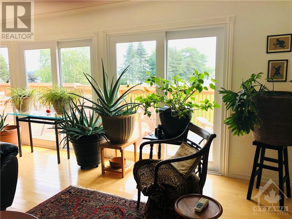 11704 Lakeshore Drive, Morrisburg, Ontario  K0C 1X0 - Photo 12 - 1256081