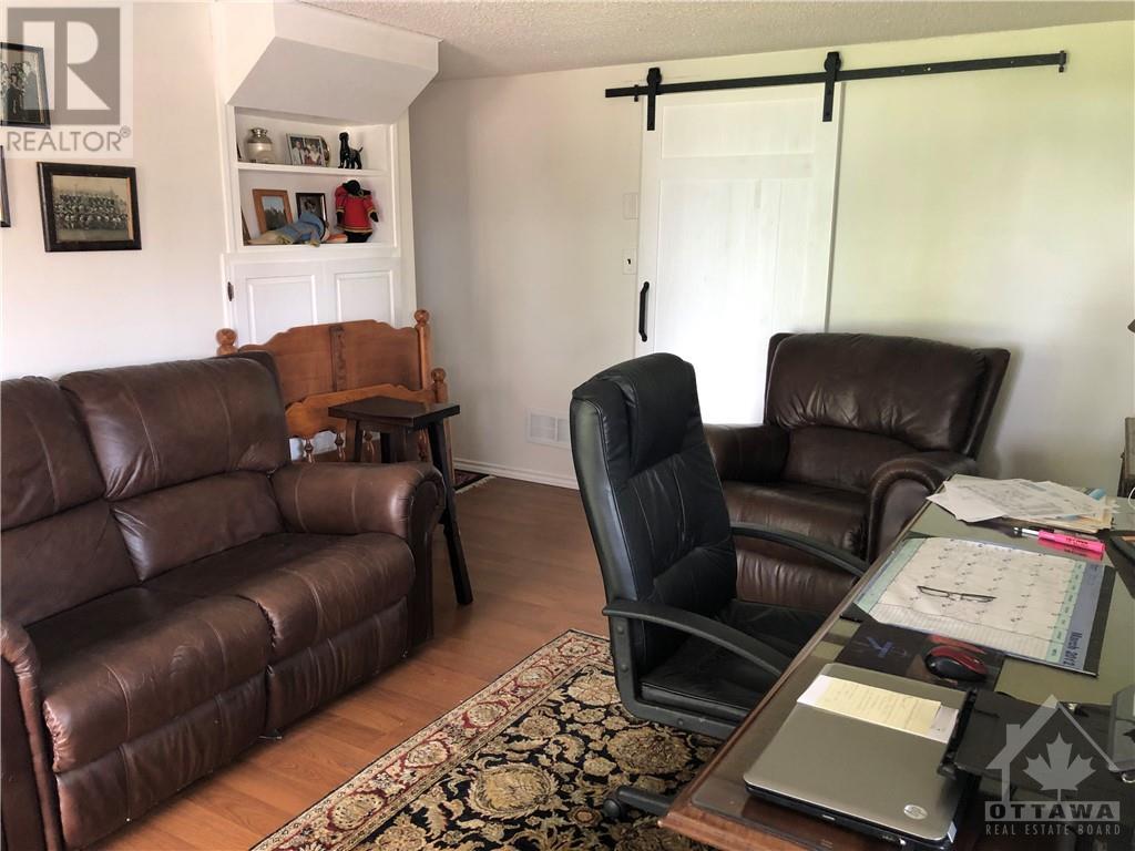 11704 Lakeshore Drive, Morrisburg, Ontario  K0C 1X0 - Photo 25 - 1256081