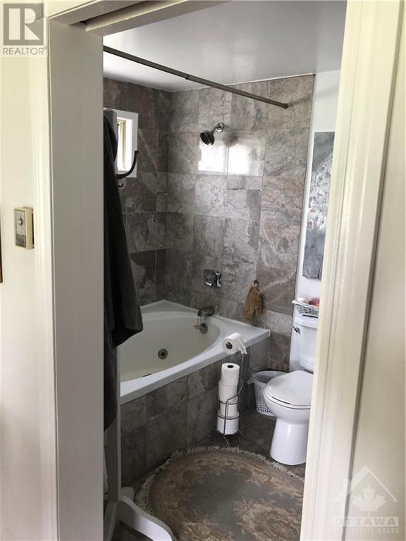 11704 Lakeshore Drive, Morrisburg, Ontario  K0C 1X0 - Photo 28 - 1256081