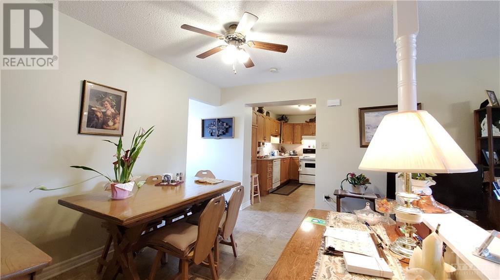 1019 Pembroke Street, Pembroke, Ontario  K8A 3M2 - Photo 12 - 1256029