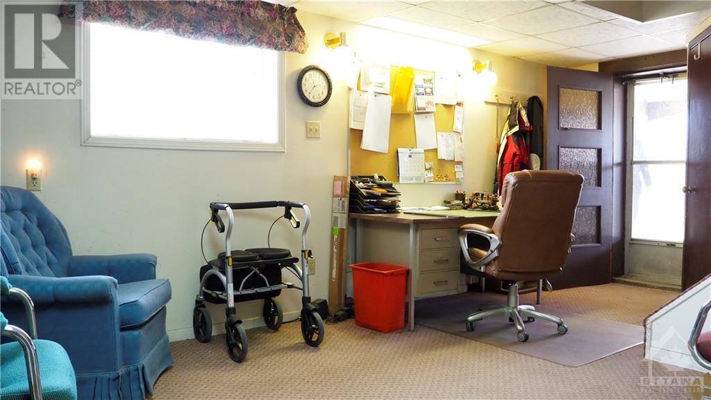 1019 Pembroke Street, Pembroke, Ontario  K8A 3M2 - Photo 25 - 1256029