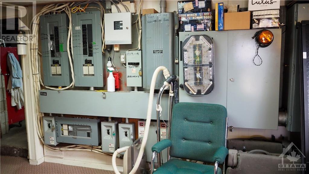 1019 Pembroke Street, Pembroke, Ontario  K8A 3M2 - Photo 28 - 1256029