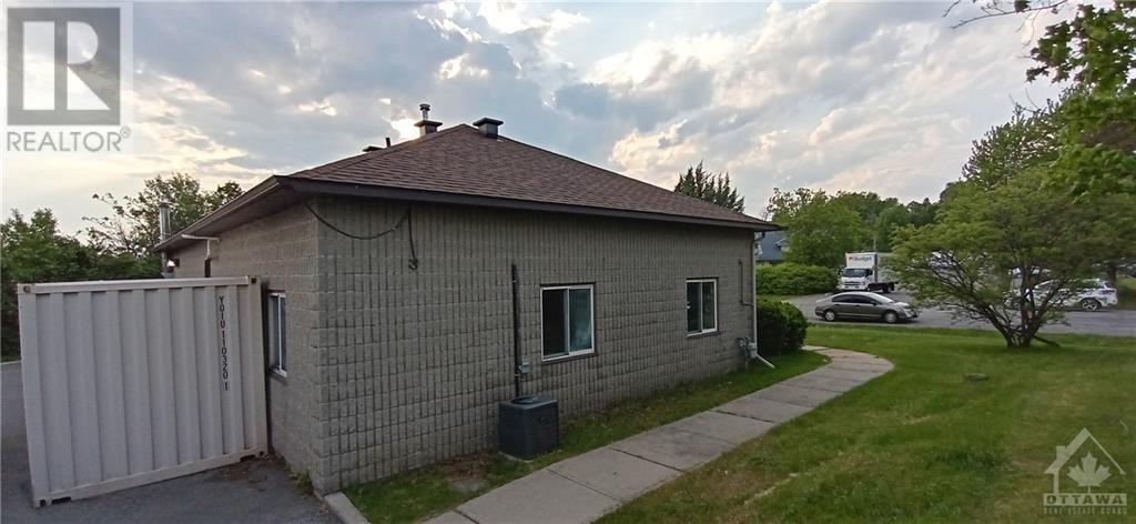 37 Edgewater Street, Ottawa, Ontario  K2L 1V7 - Photo 12 - 1256323