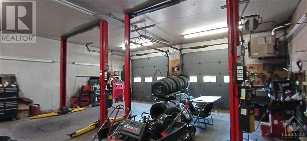 37 Edgewater Street, Ottawa, Ontario  K2L 1V7 - Photo 15 - 1256323