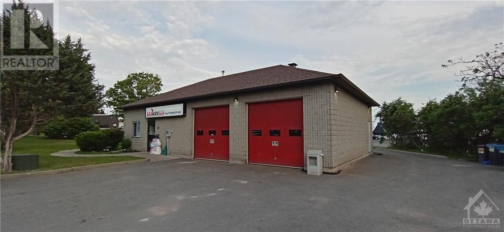 37 Edgewater Street, Ottawa, Ontario  K2L 1V7 - Photo 6 - 1256323