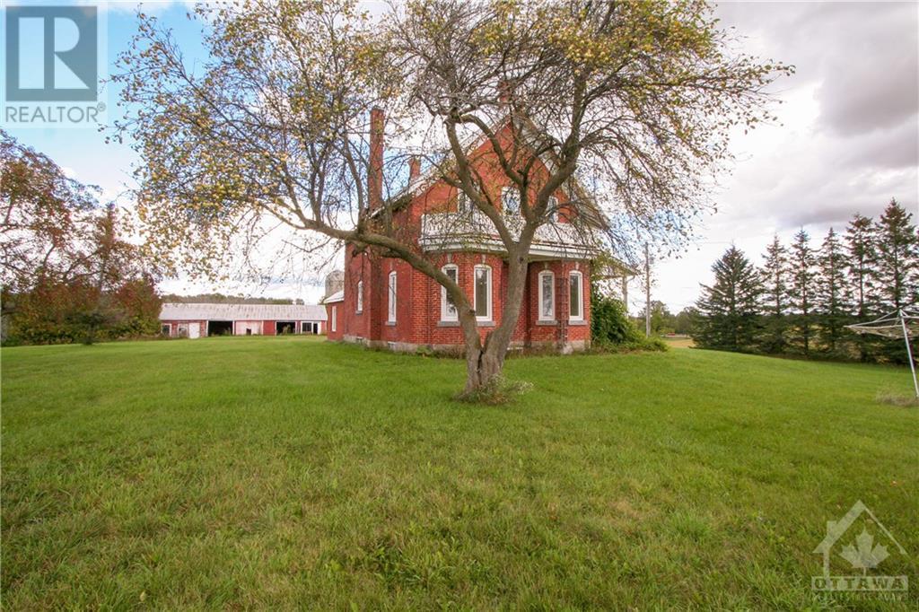 7949 Belmeade Road, Vernon, Ontario  K0C 2K0 - Photo 3 - 1256150