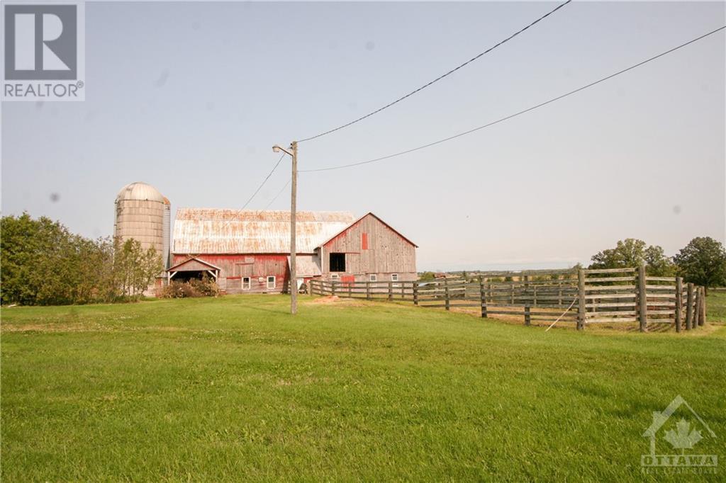 7949 Belmeade Road, Vernon, Ontario  K0C 2K0 - Photo 6 - 1256146