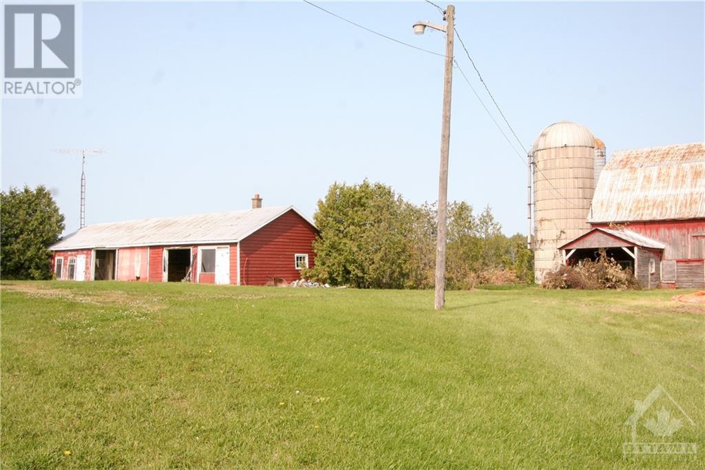 7949 Belmeade Road, Vernon, Ontario  K0C 2K0 - Photo 7 - 1256146