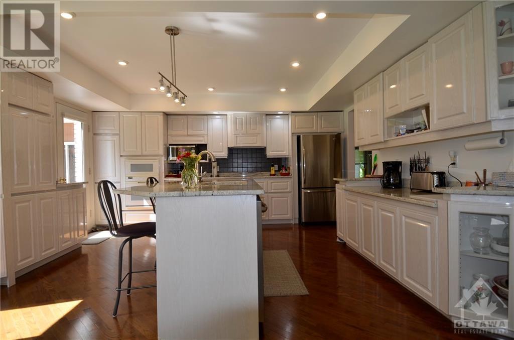 2335 Stoney Lane, Ottawa, Ontario  K4C 1B9 - Photo 3 - 1256442