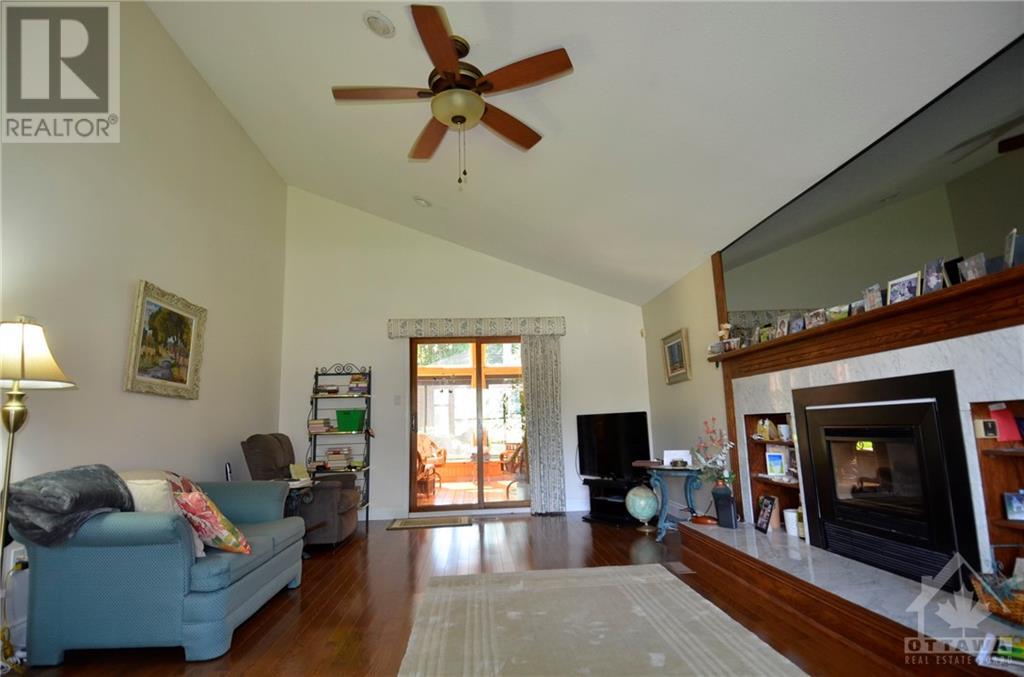 2335 Stoney Lane, Ottawa, Ontario  K4C 1B9 - Photo 6 - 1256442