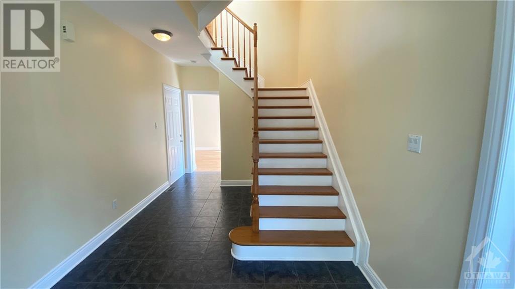 17 Barton Street, Ottawa, Ontario  K1S 5M6 - Photo 5 - 1255367