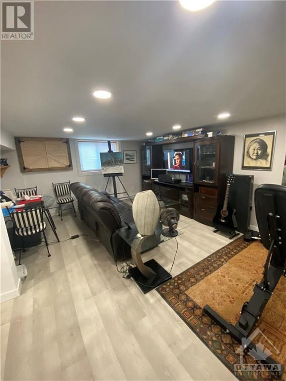 69 Blackburn Avenue, Ottawa, Ontario  K1N 8A5 - Photo 5 - 1252813