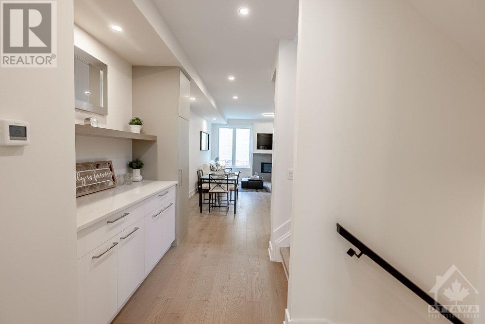 810 Kingsmere Avenue, Ottawa, Ontario K2A 3J9 - Photo 4 - 1249714