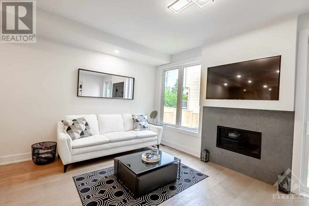 810 Kingsmere Avenue, Ottawa, Ontario K2A 3J9 - Photo 6 - 1249714