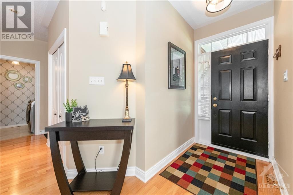 2027 Silver Pines Crescent, Ottawa, Ontario K1W 1J9 - Photo 2 - 1256726