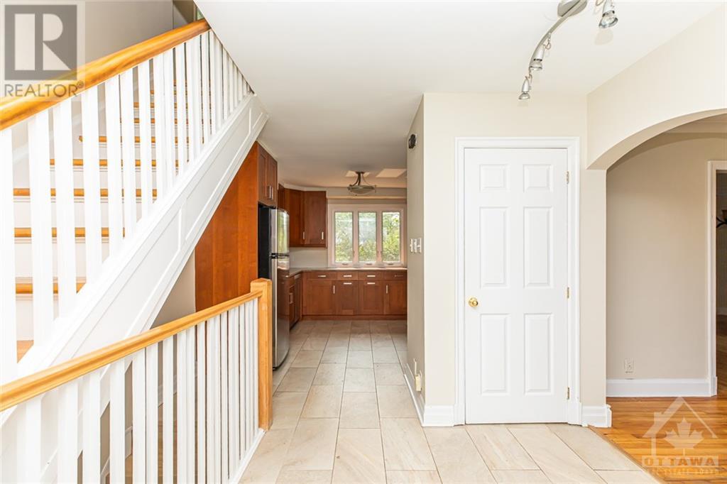 600 Courtenay Avenue, Ottawa, Ontario K2A 3B5 - Photo 3 - 1255991