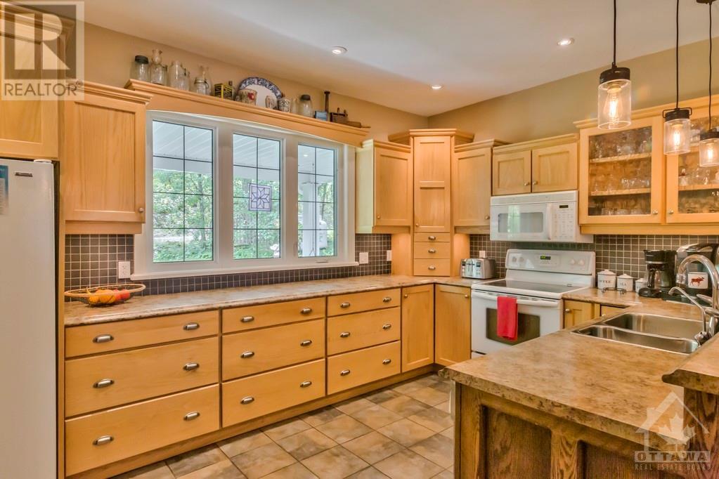 1947 Grindstone Lake Road, Plevna, Ontario K0H 2M0 - Photo 10 - 1256512