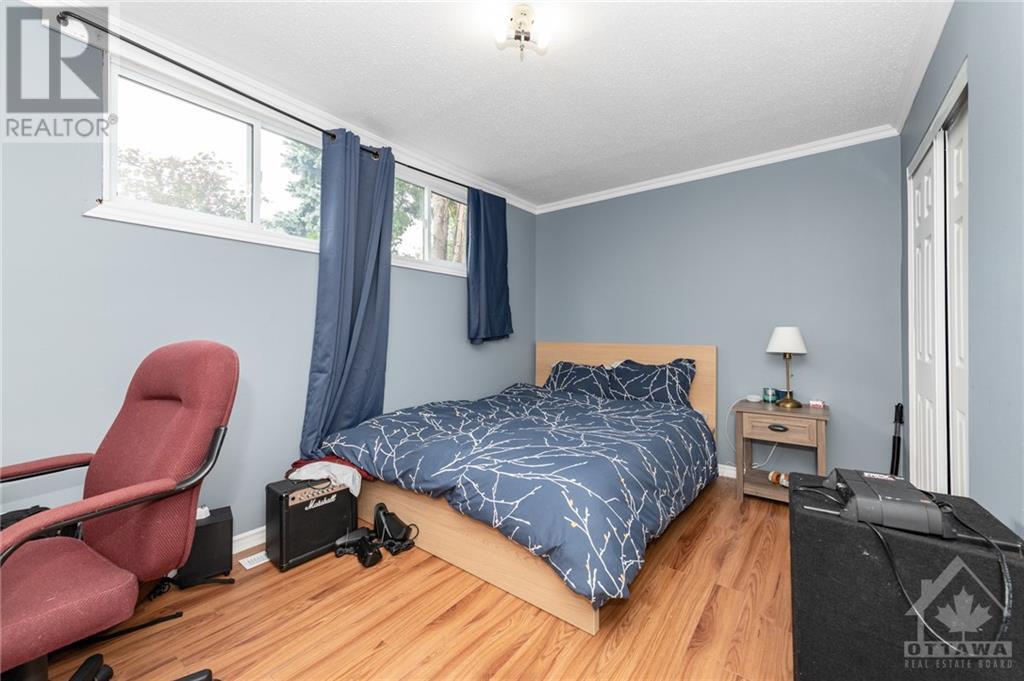2 Brinton Avenue, Ottawa, Ontario K2H 6W4 - Photo 14 - 1257100