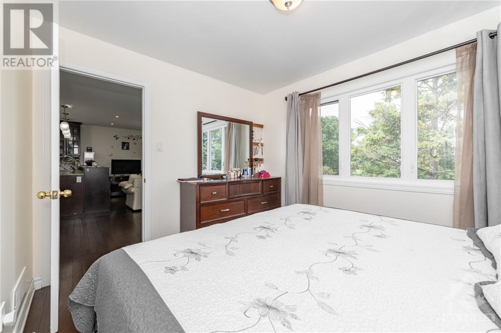 2 Brinton Avenue, Ottawa, Ontario K2H 6W4 - Photo 24 - 1257100