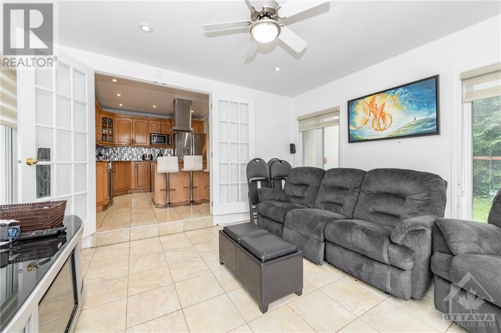 2 Brinton Avenue, Ottawa, Ontario K2H 6W4 - Photo 9 - 1257100