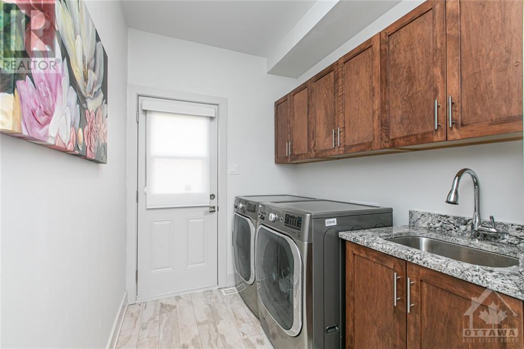 45 Rideau Heights Drive, Ottawa, Ontario  K2E 7A7 - Photo 13 - 1256198