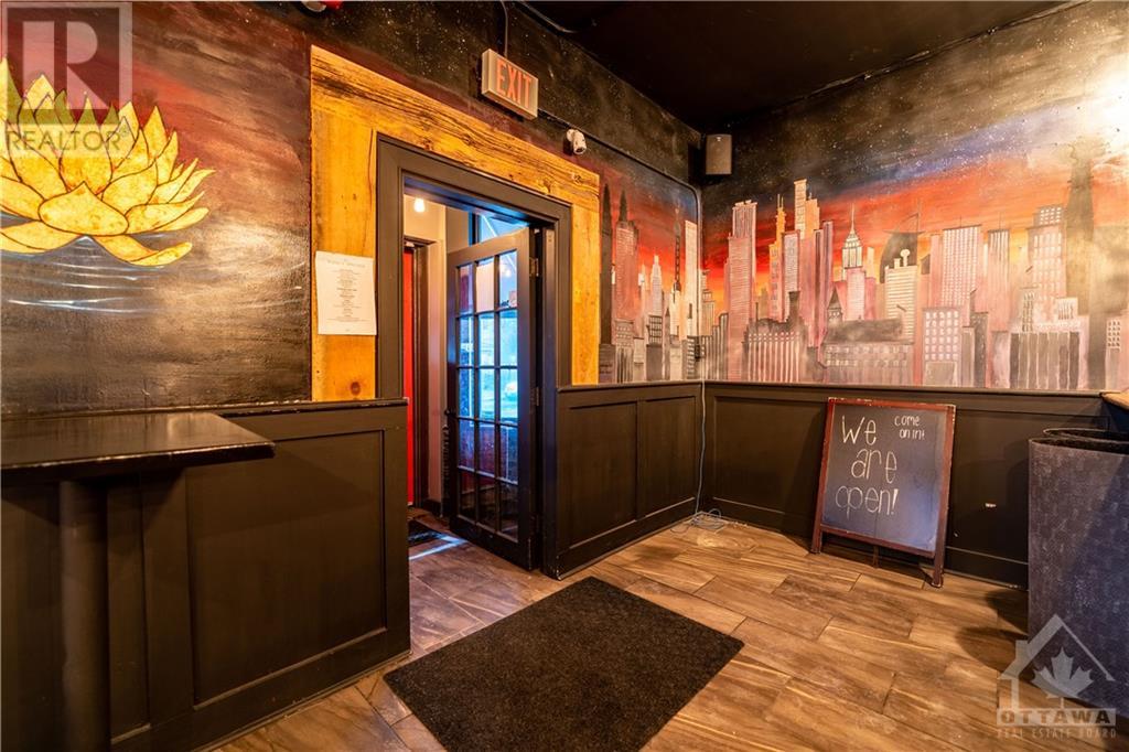 244-246 Laurier Avenue E, Ottawa, Ontario K1N 6P4 - Photo 2 - 1256968