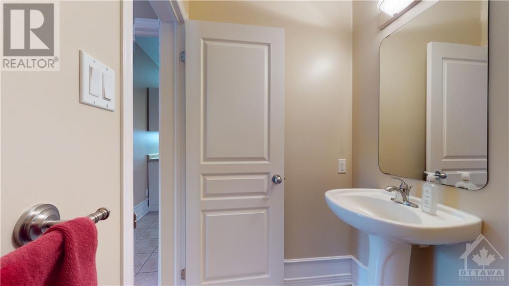 90 Broughton Street, Kanata, Ontario K2K 3N4 - Photo 13 - 1257395