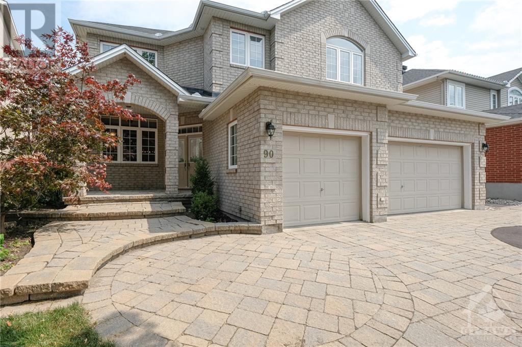 90 Broughton Street, Kanata, Ontario K2K 3N4 - Photo 2 - 1257395