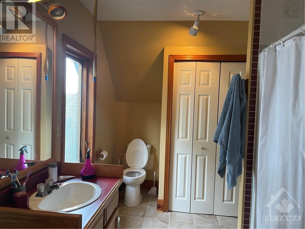 105 Dillabaugh Road, Mountain, Ontario  K0E 1S0 - Photo 16 - 1257393